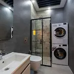 şehir Merkezinde Lüks - Ocekhomes Adin