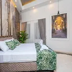 şehir Merkezinde Lüks - Ocekhomes Adin *
