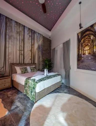 Sehir Merkezinde Lueks - Ocekhomes Adin Appartement