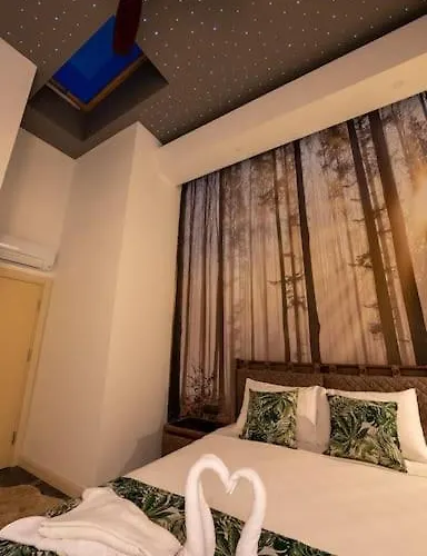 şehir Merkezinde Lüks - Ocekhomes Adin